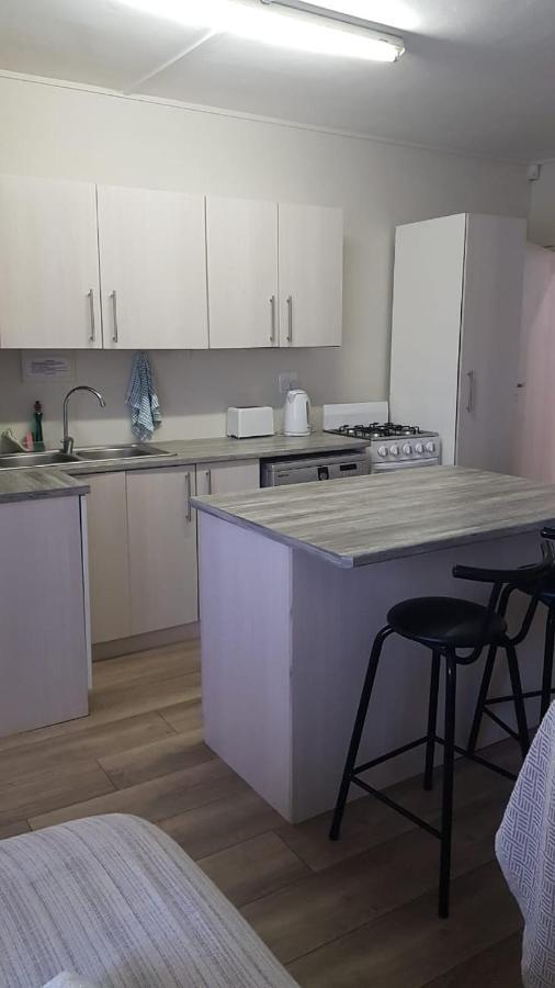Albatross Beach Guest House Jeffreysbaai Buitenkant foto