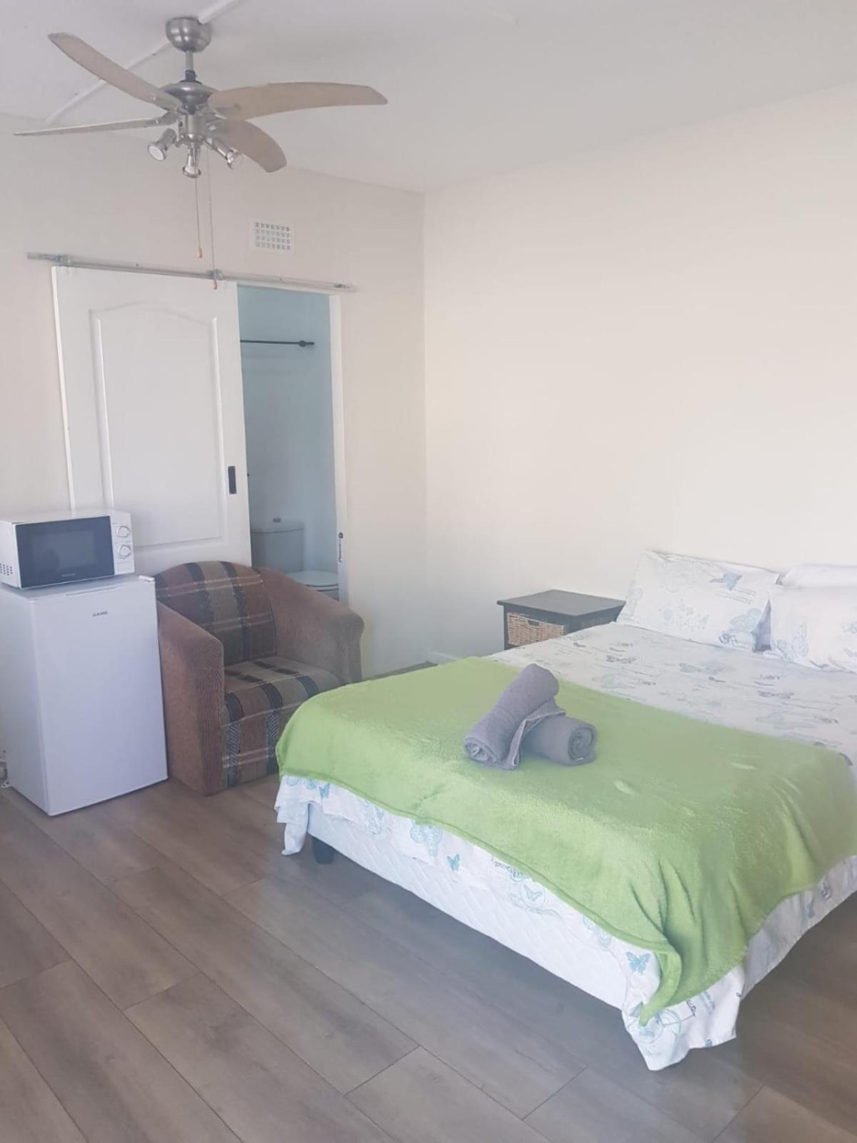 Albatross Beach Guest House Jeffreysbaai Buitenkant foto