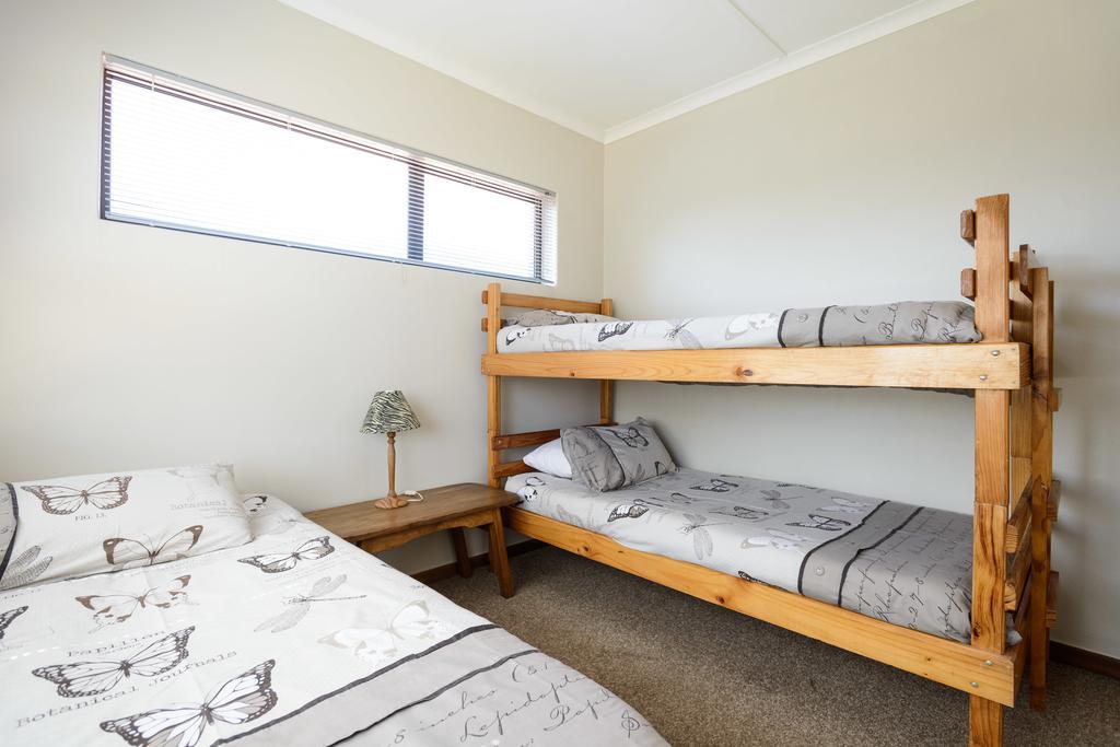 Albatross Beach Guest House Jeffreysbaai Buitenkant foto