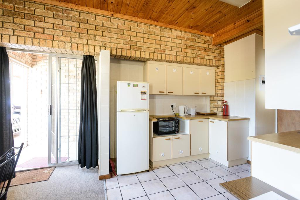 Albatross Beach Guest House Jeffreysbaai Buitenkant foto